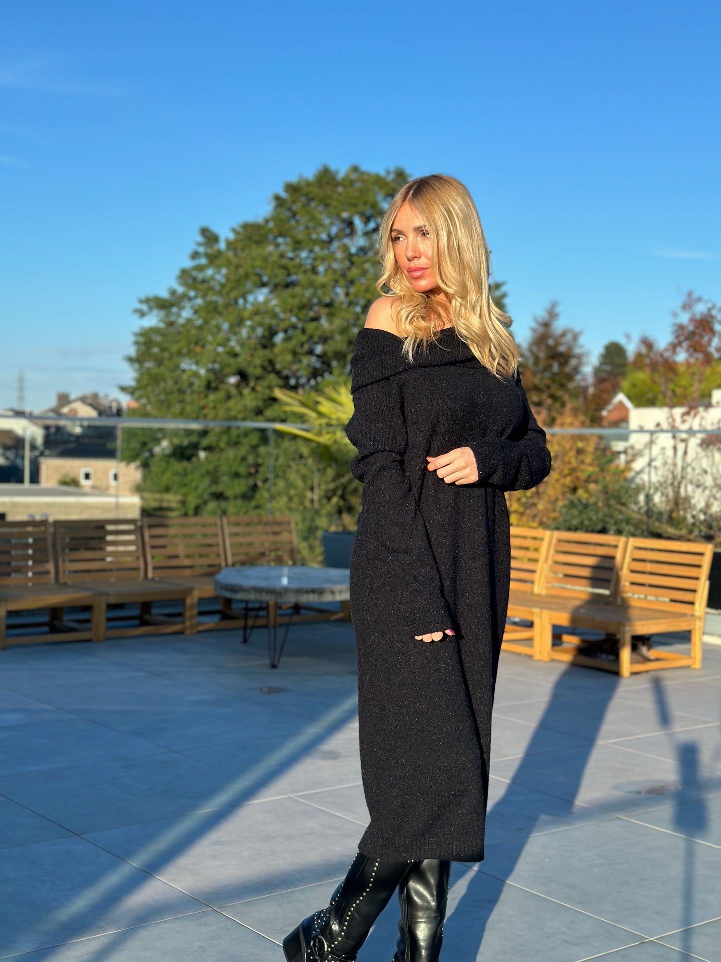 Robe « PULL NOIR »